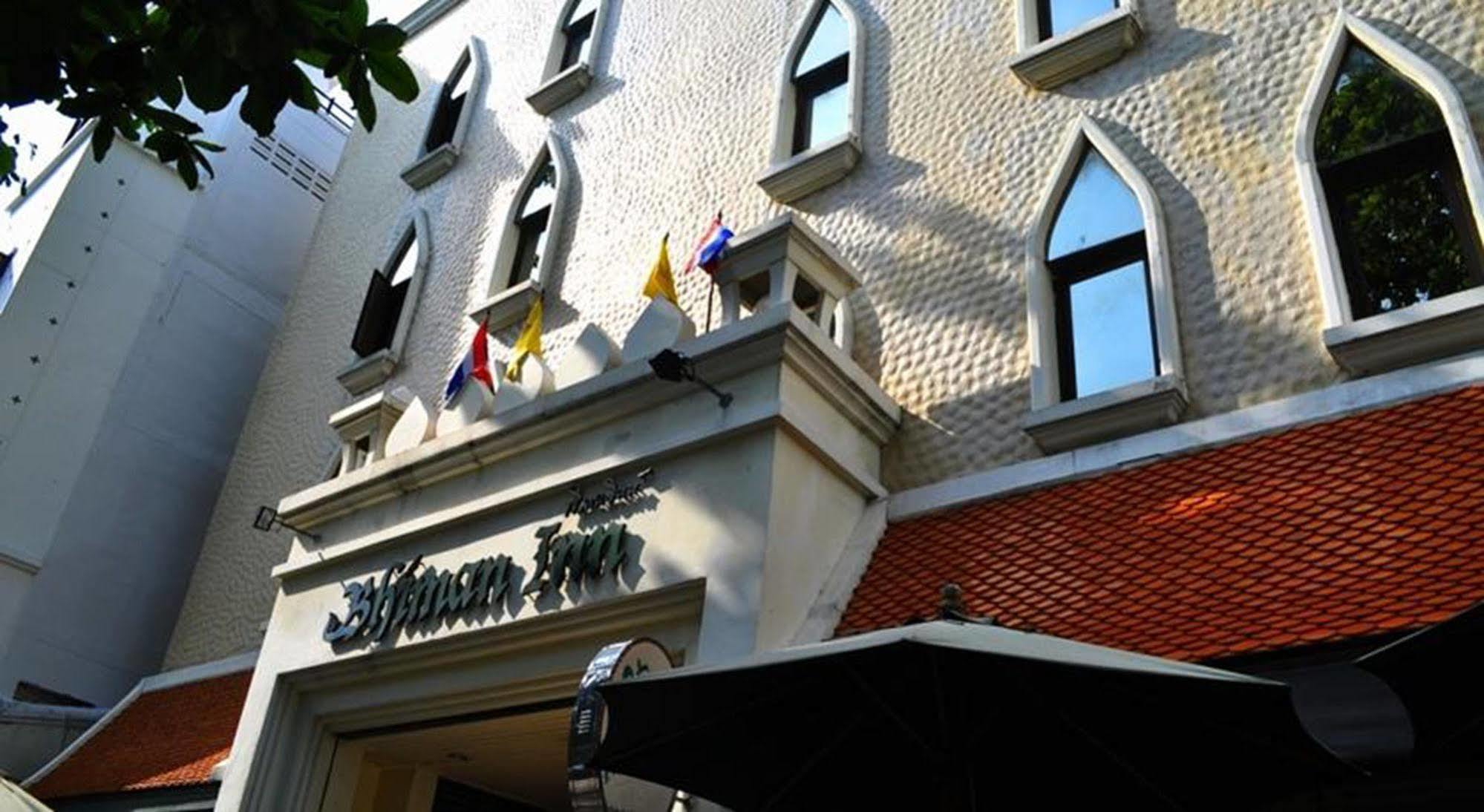 Mad Monkey Hostel Bangkok Banguecoque Exterior foto